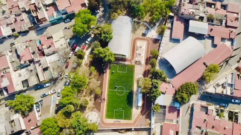 f818834f-6285-46c8-b3dd-0275ee5d2e2f